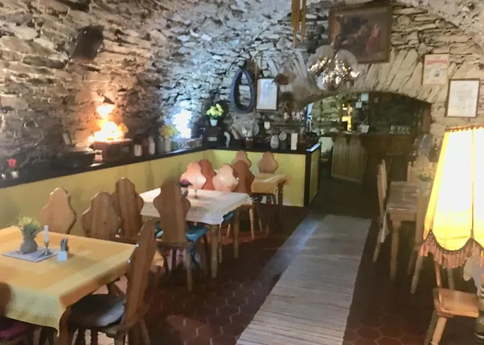 ゲストハウス Trattoria *